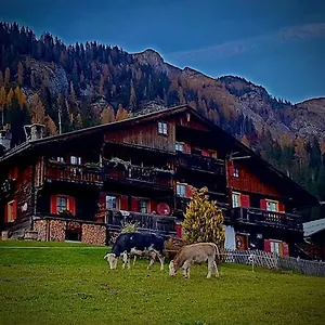 https://chalet-sappada.hotelinveneto.com