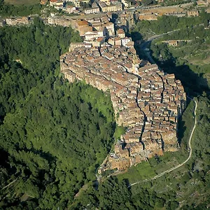 https://pitigliano-old-town-kick-bestlocated.it-tuscanyhotel.com